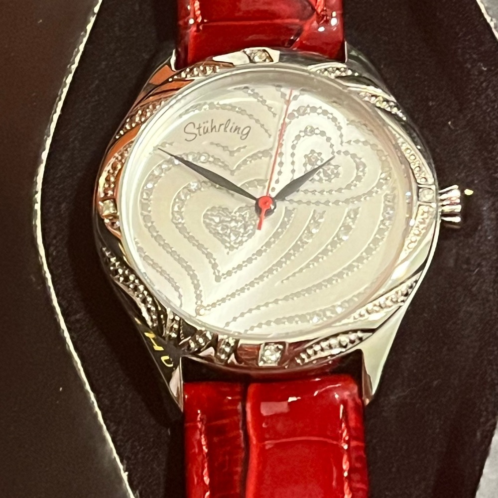 STUHRLING ORIGINAL WOMEN’S FASHION SWAROVSKI CRYSTAL & GENUINE LEATHER WATCH